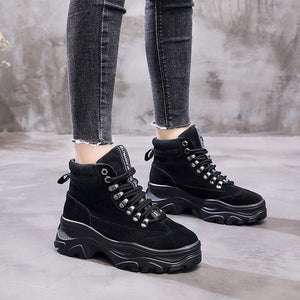 Women's Stylish Leather Platform Boots - Abershoes
