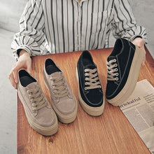 Load image into Gallery viewer, Leather Frosted Platform Shoes - Abershoes