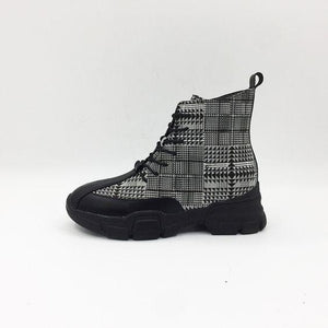 Trendy British Zipper Grid Boots - Abershoes