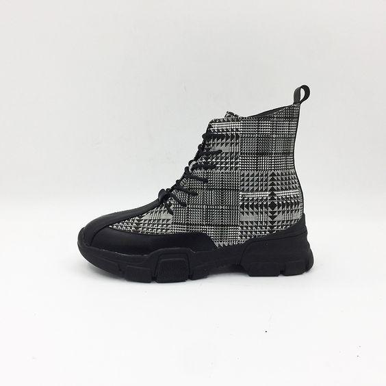 Trendy British Zipper Grid Boots - Abershoes