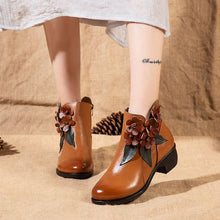 Load image into Gallery viewer, Floral Design Ethnic Leather Short Boots - Abershoes